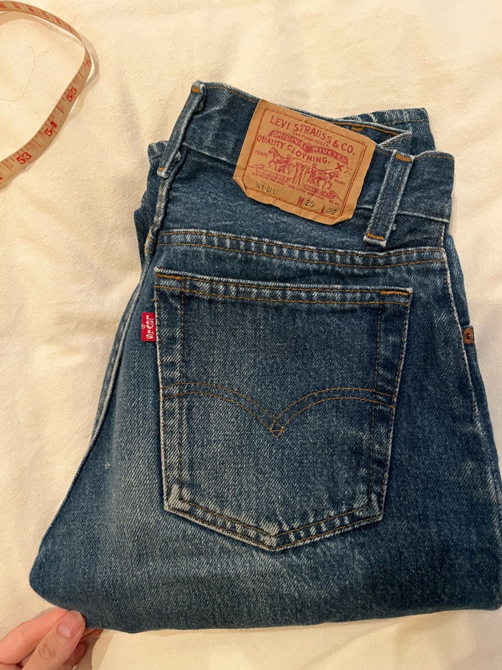 Vintage 701 501 Levi’s. Perfect Blue Denim. Size 25. Original hem. USA - Picture 12 of 13
